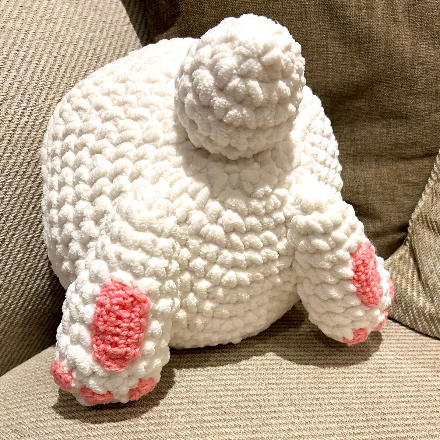 Bunny Bum pillow crochet pattern. PDF download, UK and US terms.